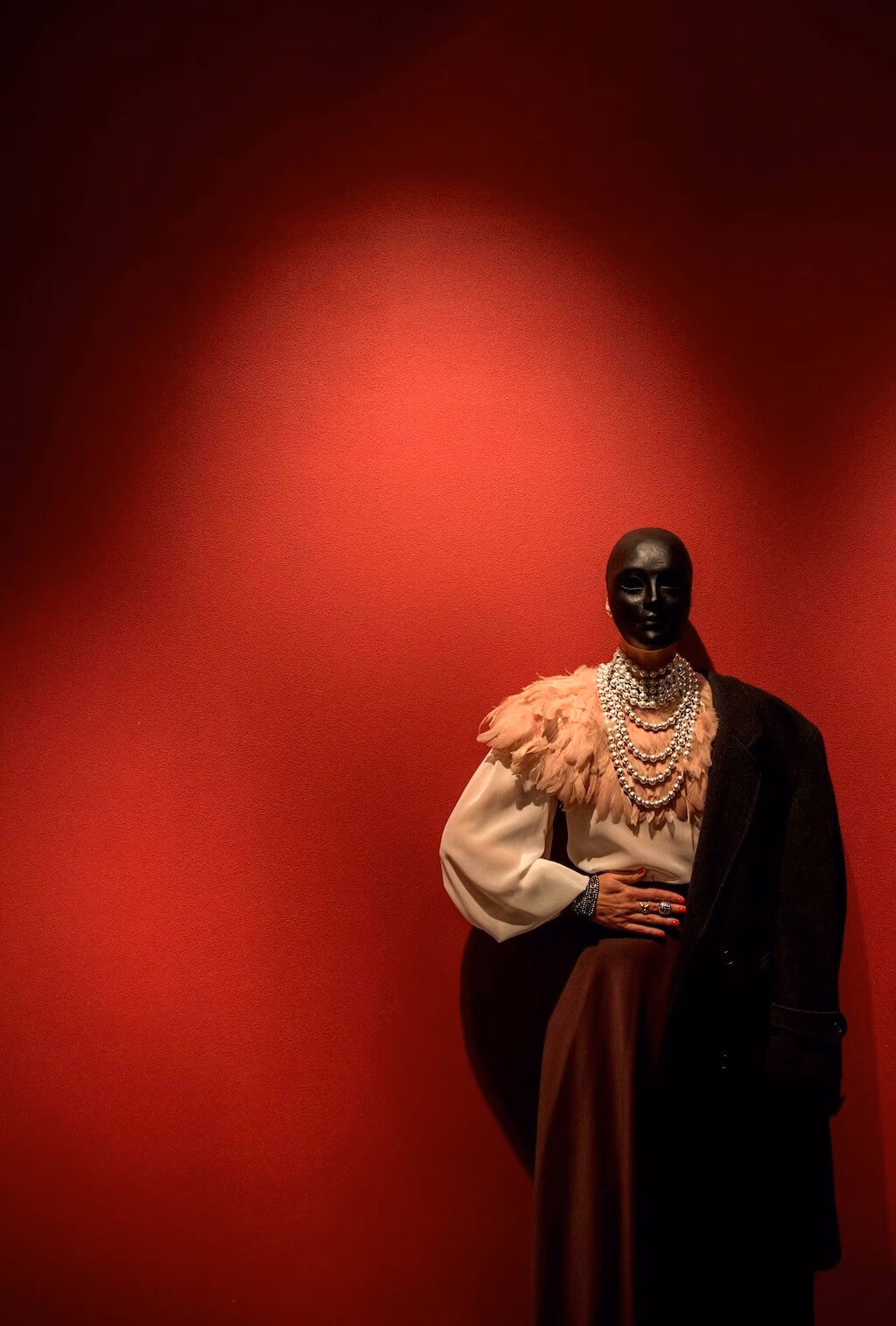 Armor without a knight / Regalia without a monarch 11